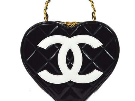 CHANEL  Black Patent Leather Heart vanity bag 92930 Cheap