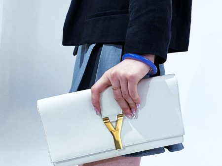 Yves Saint Laurent White Textured Leather Y-ligne Clutch Fashion